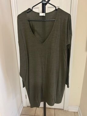 Wilfred Olive Green V-Neck Mini Dress